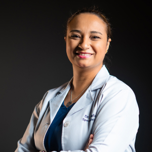 Dr. Wafaa Youniss, Specialist Endodontist Al Bustan Medical Center in Khalifa City